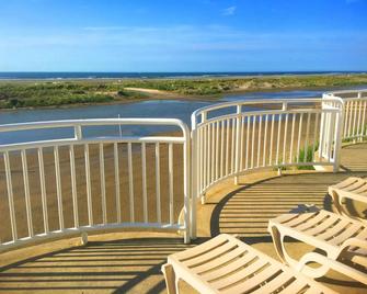 Coliseum Ocean Resort - Wildwood Crest