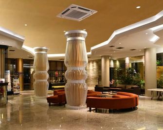 Gajahmada Avara Boutique Hotel - Pontianak - Lobby