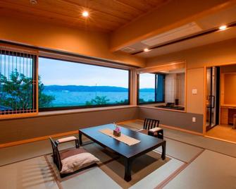 Naniwa Issui - Matsue - Jídelna