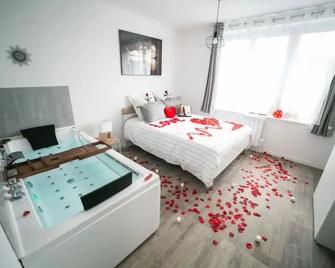 Kelys Residentiel Premium Jacuzzi - Boulogne-sur-Mer - Schlafzimmer