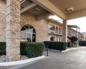 Quality Inn Siloam Springs West - Siloam Springs - Building