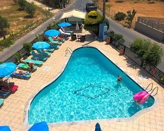 Pallatium Apartments - Gouves - Pool