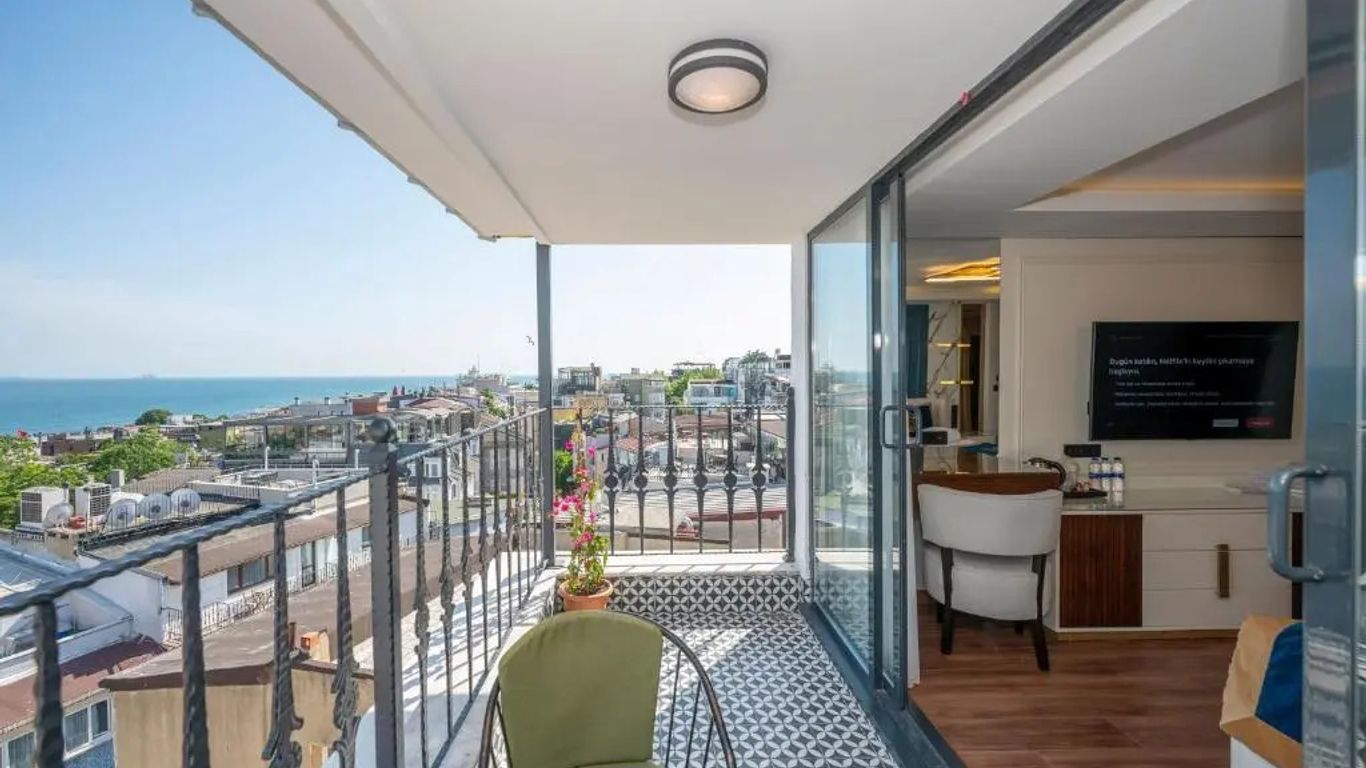 The Byzantium Suites Hotel & Spa