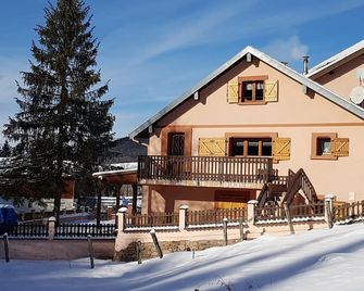 New 3-star gite 15 minutes from Gerardmer. - Granges-Aumontzey - Bâtiment