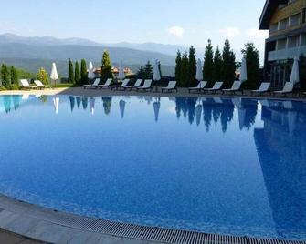 Studio - Sleeps 2 - Pets - Pool - Balcony - Bansko - Basen