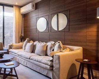 Peninsula Stays 2 Br Designer Apartment - Mérida - Sala de estar