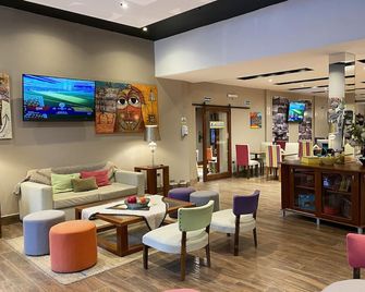 Hotel Colonial Tafi del Valle by DOT Tradition - Tafí del Valle - Sala d'estar