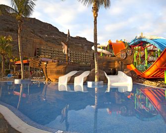Hotel Livvo Costa Taurito - Taurito - Pool