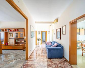 Magnolia Apartment - Venedik - Oturma odası