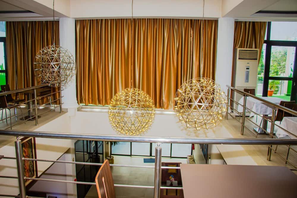 Bluebay Hotel Abidjan thumbnail 3