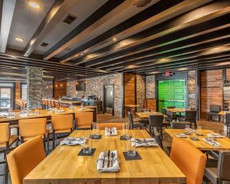 Cobblestone Hotel & Suites Hartford - Hartford - Restaurante