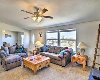 Desert Escape Off I-10 with Over 1 Enclosed Acre! - Mescal - Living room