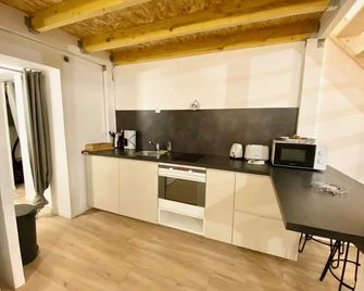 La mezzanine Rouennaise - Rouen - Kitchen