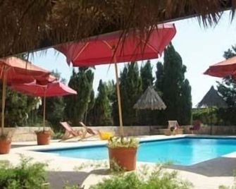 Ta' Bertu Host Family Bed & Breakfast - Żurrieq - Piscina