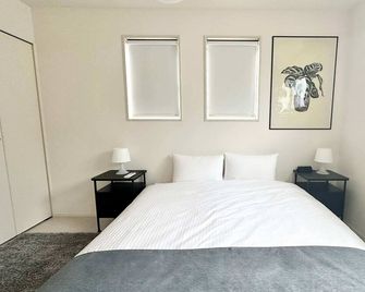 10 mins to Kumamoto Airport Premium 4BR Retreat by Restavio - Ōzu
