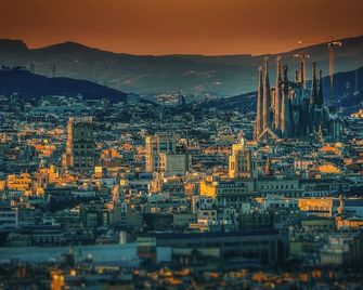 Cuatro Naciones - Barcelona - Outdoor view