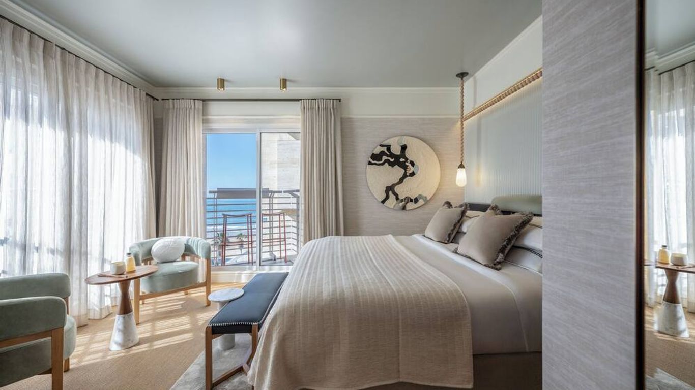 Savoy Sea Side Hotel