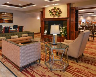Holiday Inn Express & Suites Cherry Hills By IHG - Omaha - Rakennus