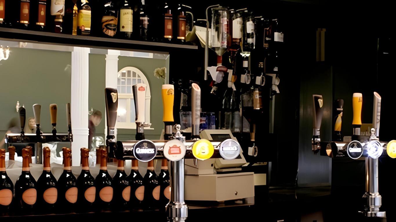 The Rowton Hotel