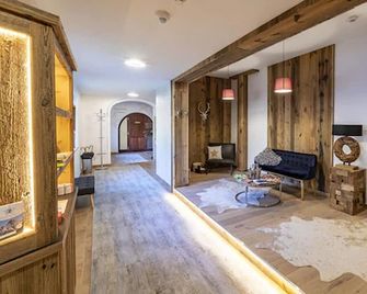 Hotel Zum Sternenhof - Kössen - Lobby