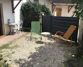 Lodging no longer for rent - Druillat - Patio