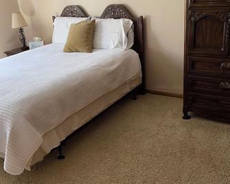 Roch Harvest Hom - Stewartville - Sypialnia