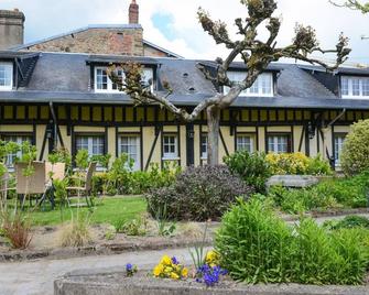 Hôtel de La Croix d'Or - Avranches - Gebouw