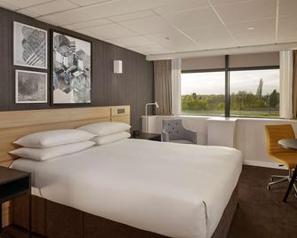 DoubleTree by Hilton Coventry Building Society Arena - Coventry - Bedroom