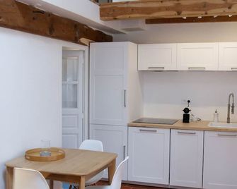 Apartment in the historic center of La Ciotat - La Ciotat - Cuisine