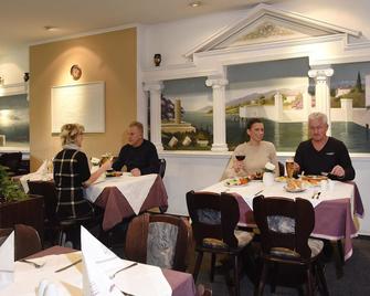 Lat Hotel & Apartmenthaus Berlin - Eisenhüttenstadt - Restaurant