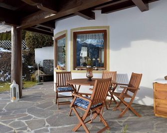 Cosy flat in a quiet location - Kirchberg in Tirol - Patio