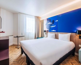 Hotel Ibis Styles Nice Aéroport Arénas - Nice - Bedroom