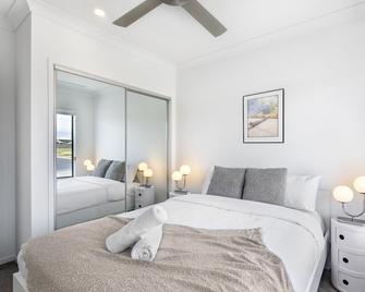 Well decorated cozy 3BR home at Browns Plain - Browns Plains - Bedroom