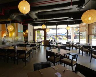 Premier Hotel - Sibu - Restaurant