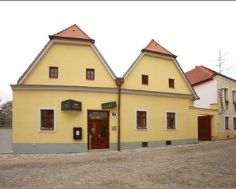 Hotel Lahofer - Znojmo - Budova