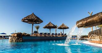 藍色海灣海灘俱樂部 - 聖巴托洛梅德蒂拉哈納 - 聖巴托洛梅德蒂拉哈納 - 游泳池