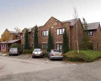 Premier Inn Warrington South - Warrington - Edificio