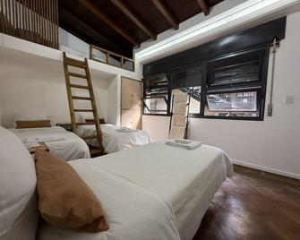 Clivias Hostel - Salta - Sovrum