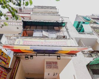 OYO 78969 Singh Home - Nowe Deli - Budynek