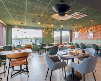 Campanile Nature - Lyon Est Bron Eurexpo - Bron - Restaurant