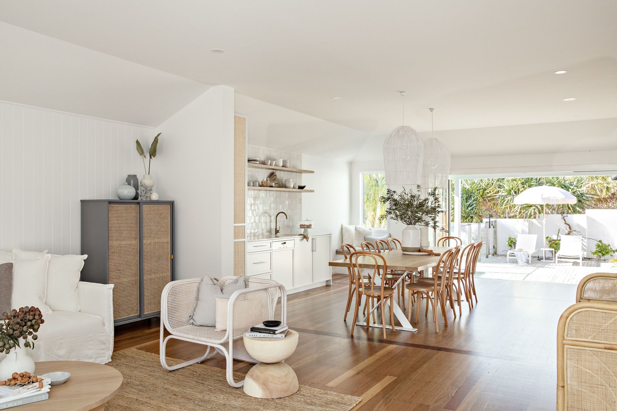 كيب بيتش هاوس - بيرون باي - غرفة طعام