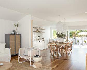 Cape Beach House - Byron Bay - Dining room