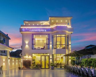 Shenzhen Panwan No.1 Camping Seaview Resort Villa (Jiaochangwei Branch) - Shenzhen - Building