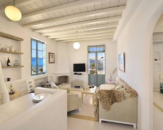 Mykonos Pantheon - Μύκονος - Σαλόνι