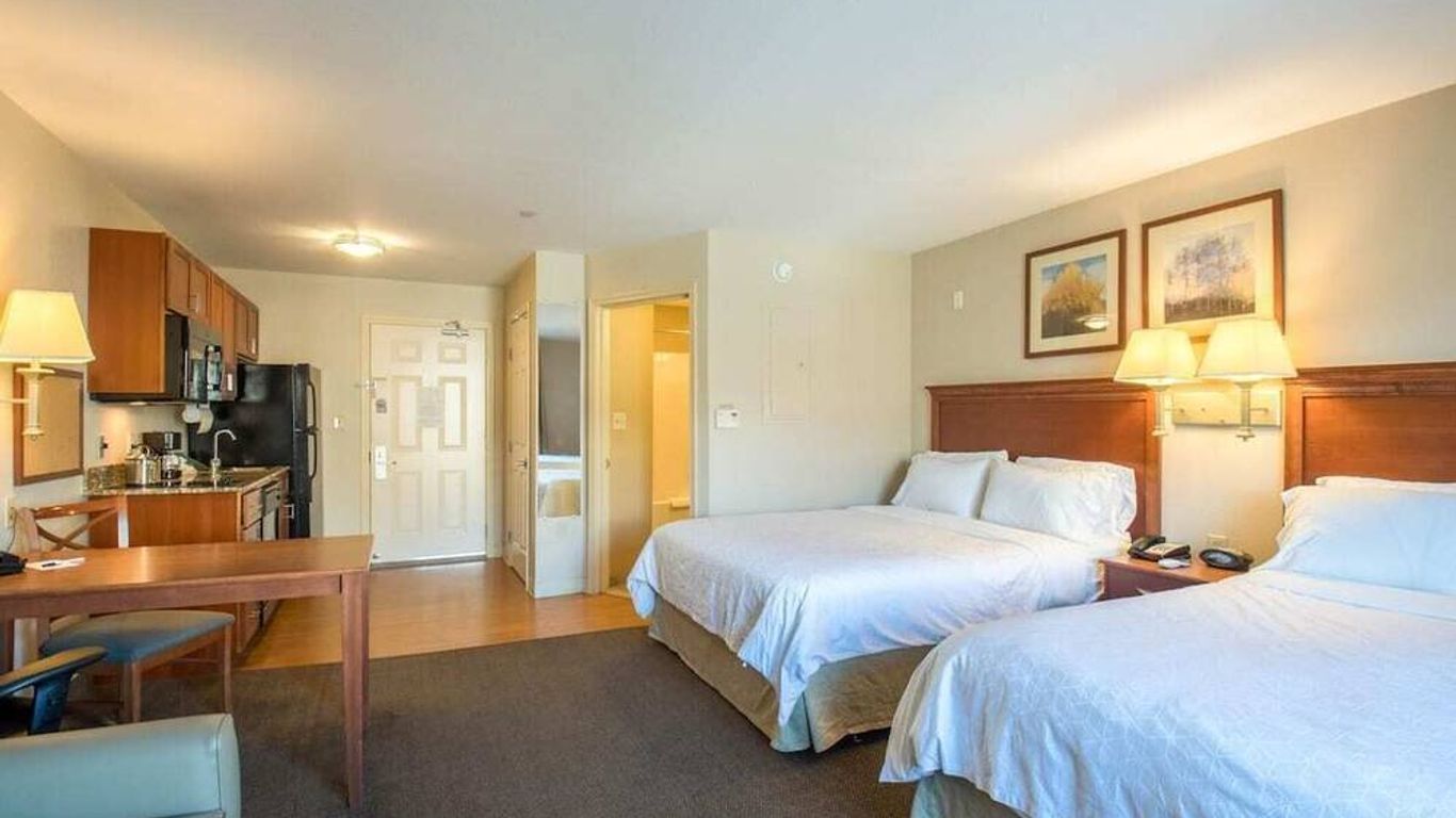 Western Slope Suites Parachute