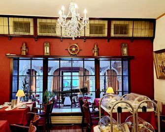 Hotel Columbus - ברמרהאבן - מסעדה