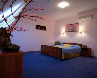 Hotel Old Port - Boryspil’