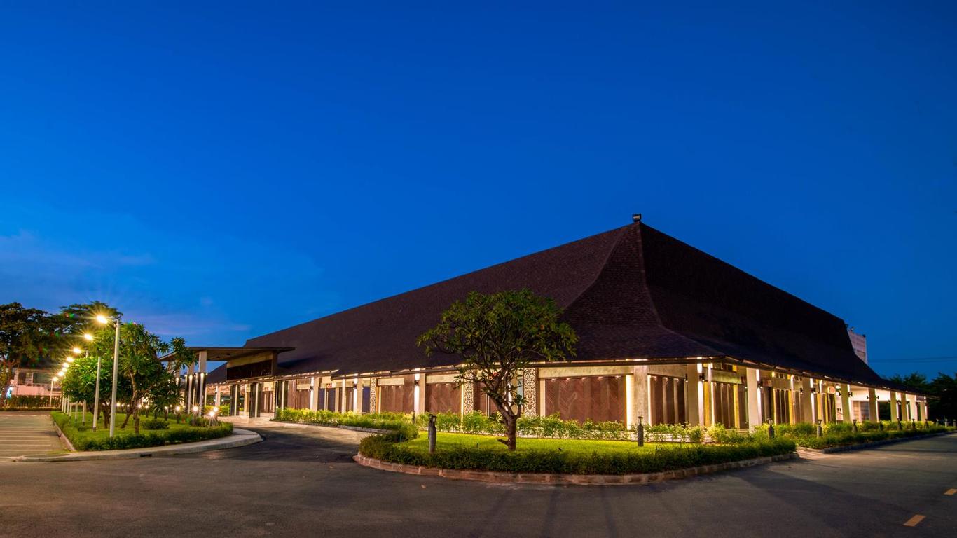 Bangsaen Heritage Hotel