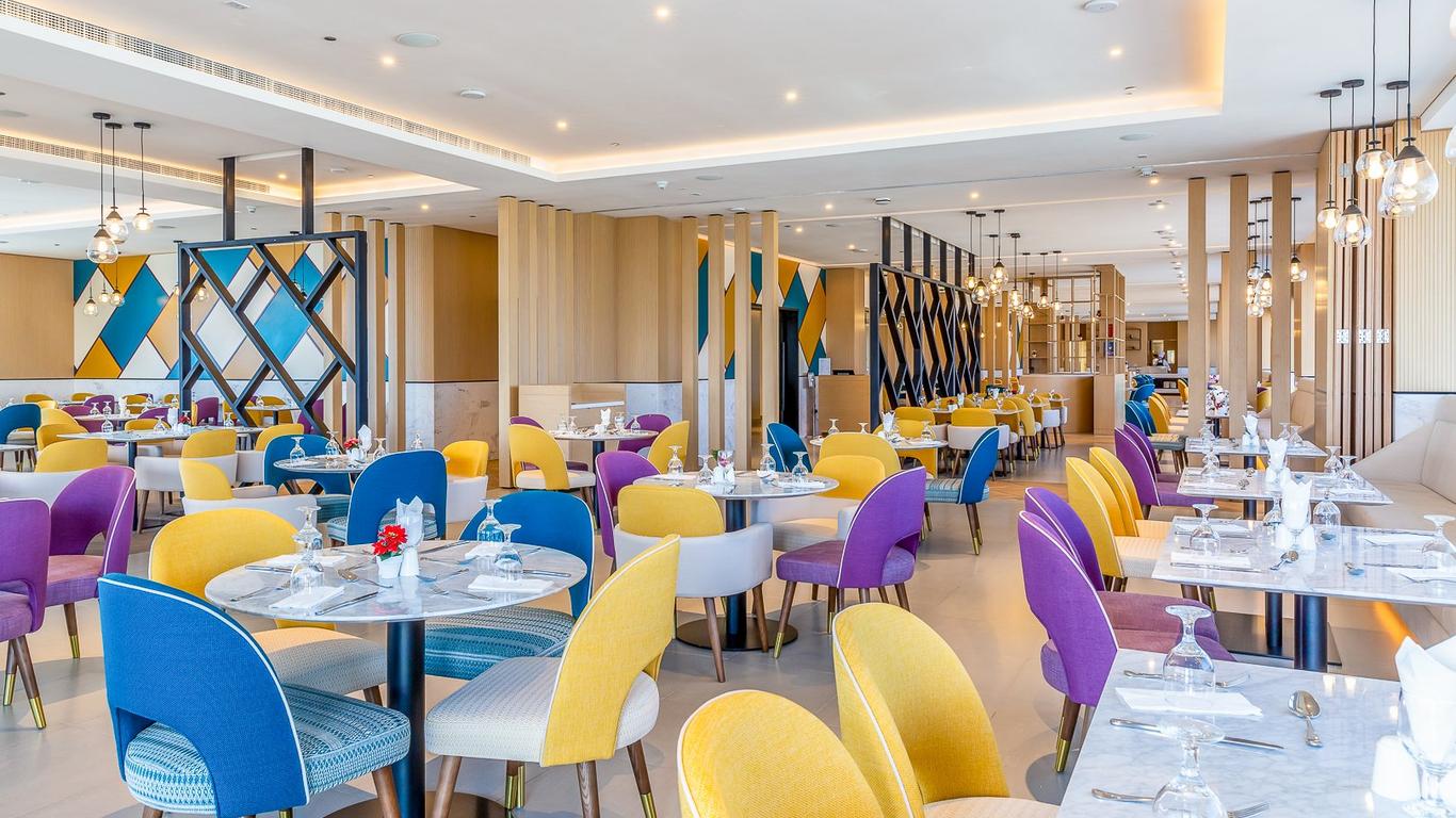 Premier Inn Dubai Dragon Mart