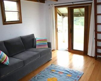 Kilfeacle Farm Cottage - Relaxing View - 밀턴 - 거실